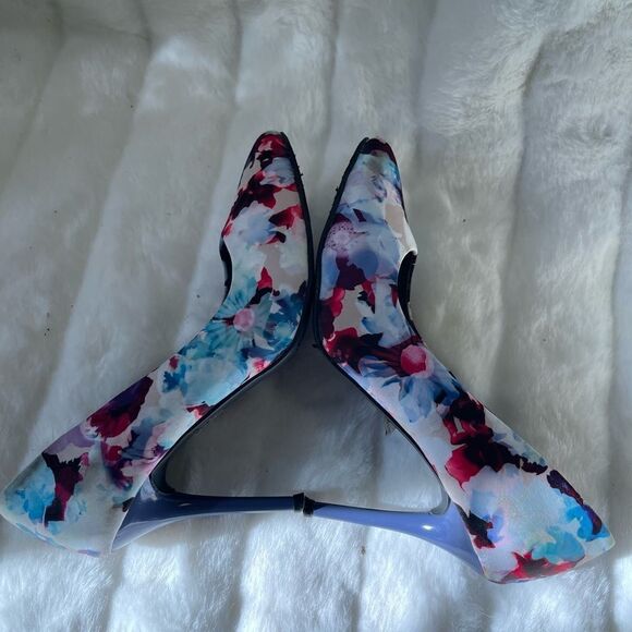 Ashley Stewart colorful  Satin slip on pointed toe gray heels size9W - Picture 8 of 11